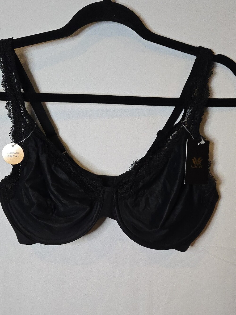NWT Wacoal Surreal Comfort Underwire Black Lace Support Bra 38D